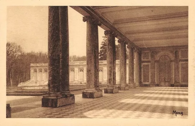 Les Petits Tableaux de VERSAILLES - Palais du Grand Trianon - Le Péristyle