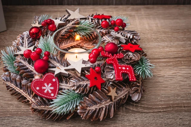 https://www.picclickimg.com/A2EAAOSwKXxlUK39/Adventsgesteck-Weihnachtsgesteck-Nikolaus-Advent-Weihnachten-Kranz-Windlicht.webp