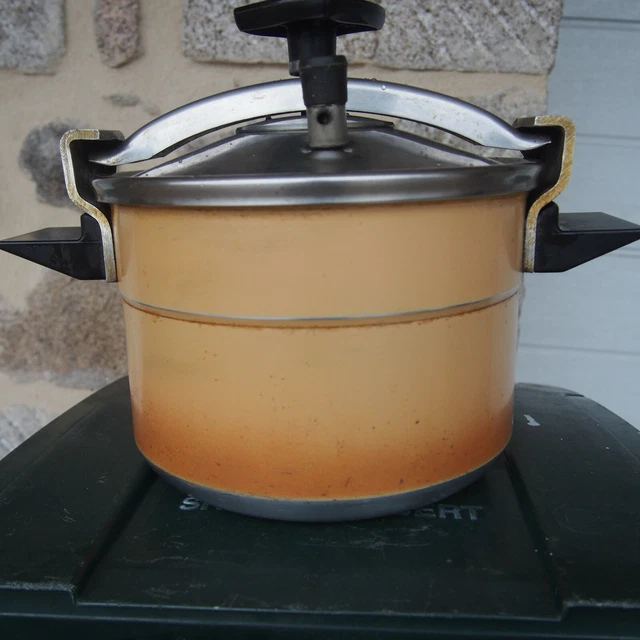 Cocotte Minute Autocuiseur Vintage SEB 8L - Argenté, état Comme Neuf
