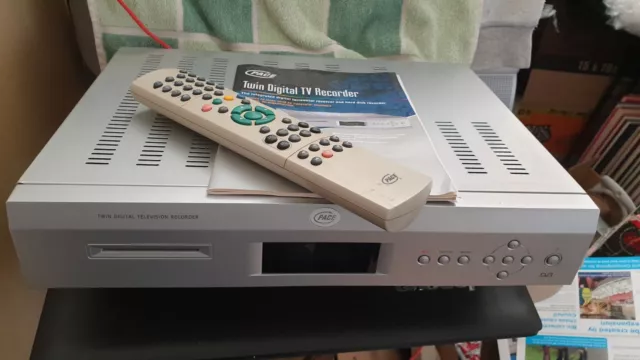 Pace Twin Digital Television Recorder + Remote-ctrl + Owners Manual.