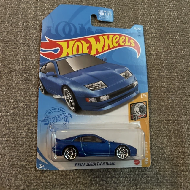 Hot Wheels Classics Modern Diecast & Toy Buses 1:64 Scale Nissan