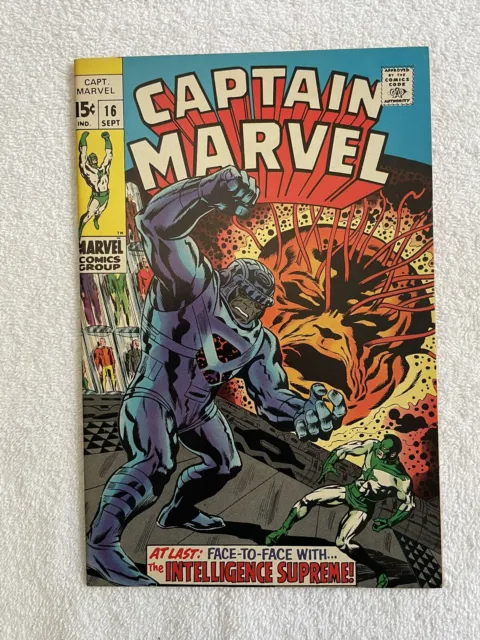 Captain Marvel # 16 , VF/NM , Newsstand Bought , 1st Appearance New Costume
