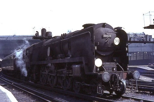 ORIGINAL COLOUR SLIDE of 34077 SR Battle of Britain class steam loco £4 ...