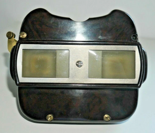 Appareil photo stereo Kirk Stereo par Haneel en bakelite marron. Circa