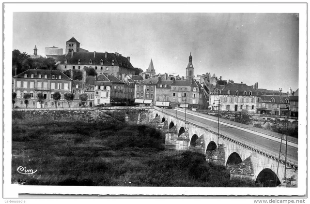 58 DECIZE - vue generale -