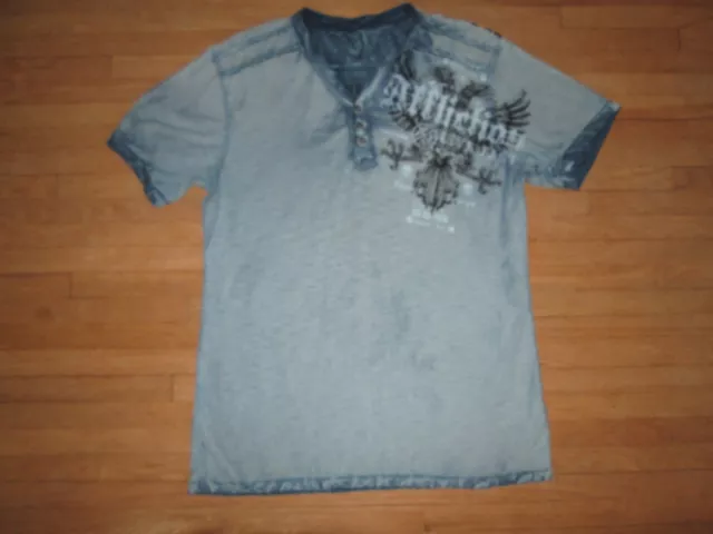 AFFLICTION Live Fast Light Blue Acid Wash Short Sleeve Henley T-Shirt Size M