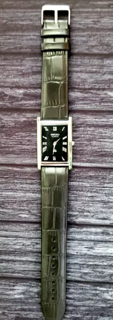 -Vintage NOS Men Tank Rectangular Black Leather band Dress Watch New Mvt & Batt