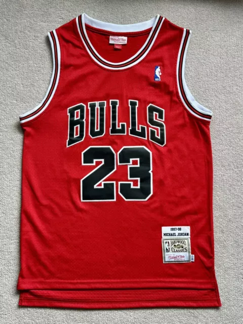 Mitchell and Ness Michael Jordan Chicago Bulls Basketball Jersey NBA 1997-98 S