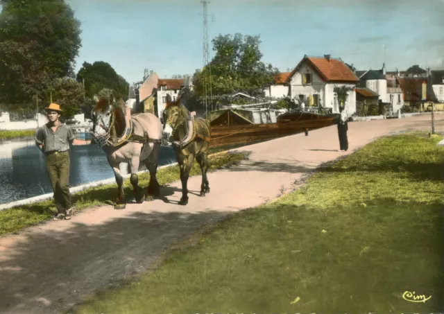 CLAMECY Card Drawing a Peniche on the Nivernais Canal