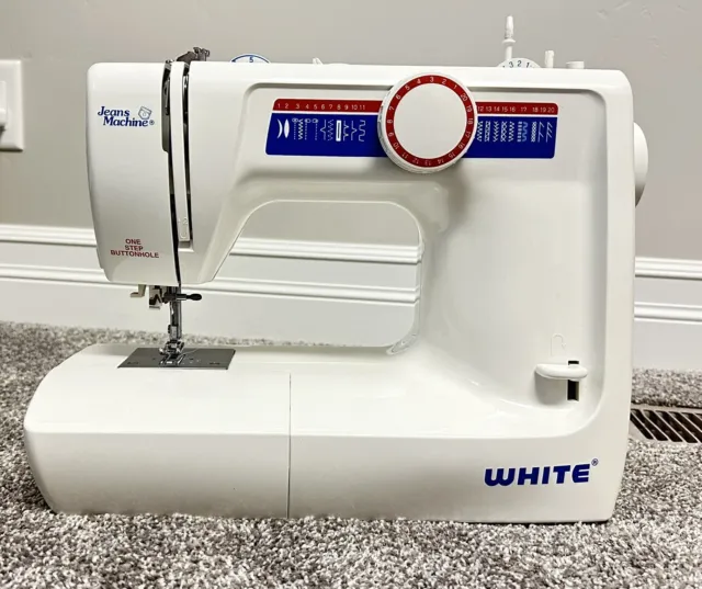 White Sewing Machine Model 671-891 Vintage Sewing Supplies Working