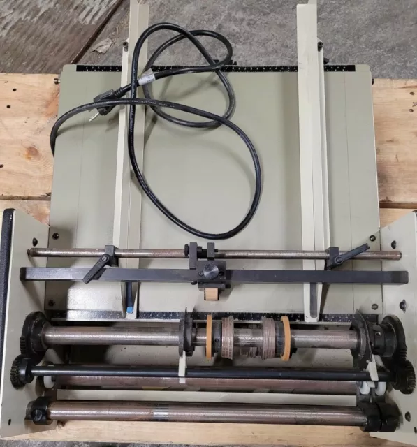 Rosback Model 218 Bobcat Perforator/Scorer (Friction) Rosback Model 218 Bobcat Perforator/Scorer (Friction)