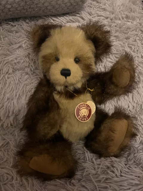 Charlie bear - Mia. Beautiful bear, lovely condition. Charlie bear - Mia. Beautiful bear, lovely condition.