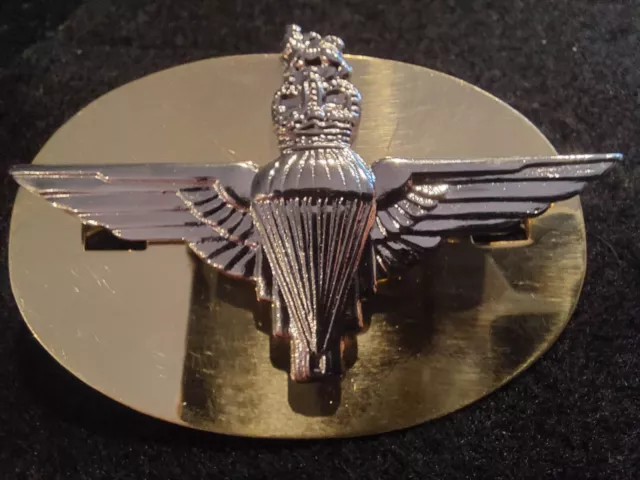 Parachute Regiment Silver Cap Badge