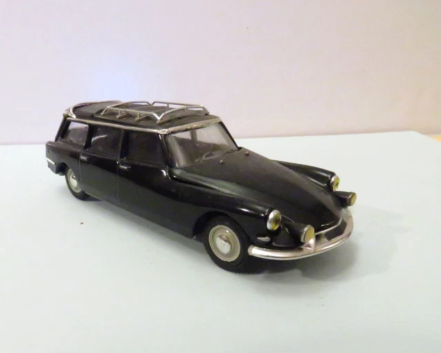 Norev - Schaal 1/43 - Citroën ID Break 1963 Reportage RTL