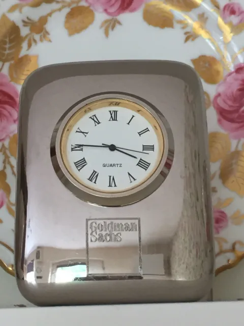 Reloj Goldman Sachs - Reloj de escritorio pequeño orden de funcionamiento completo