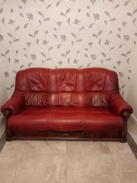 Burgundy Leather Sofa 3 Seater, With Pull Out Storage Drawer, Wooden Frame, Vgc