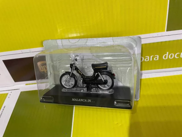 PASSIONE MOTORINI motorino scooter scala 1/18 MALANCA IN...