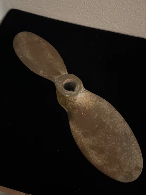 Vintage  AUSTRAL Bronze Sail Boat Propeller Marked B16 - Nice Prop