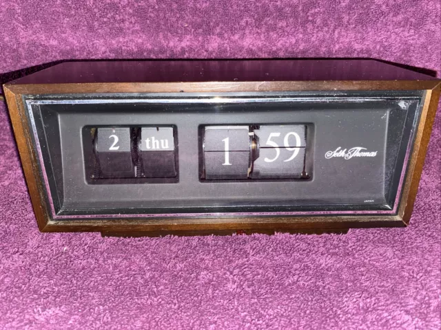 Vintage Seth Thomas Speed Read Day-Date Flip Clock Model 821