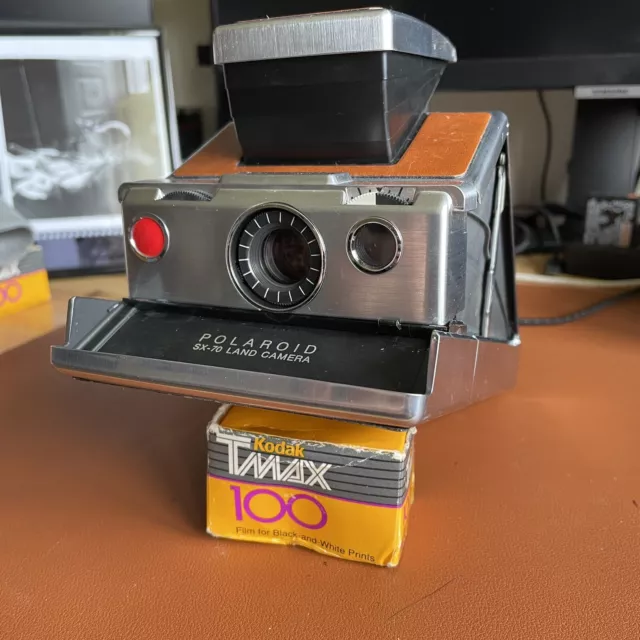 Polaroid SX-70 Land Camera Tested Read