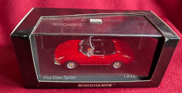 LAUDORACING-MODELS 1/18 FIAT DINO SPIDER 2000 1967 LM117B (Usato) a