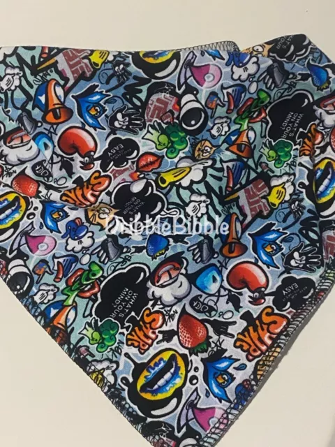 ❤ Baby Kind Dribbeln Lätzchenfänger trocken Bandana Mädchen Junge Hund ❤ Funky Graffiti ❤