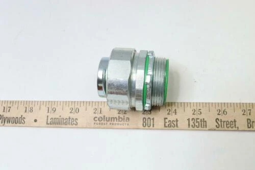 Watertight Straight Fitting 1-1/2&quot;