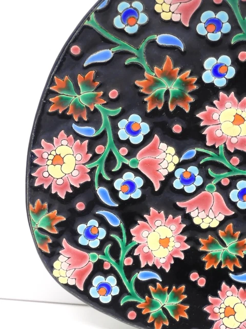 *BELLE ANCIENNE ASSIETTE CERAMIQUE  LONGWY NOIRE FLEURS MULTICOLORES Déco 5670 D 11