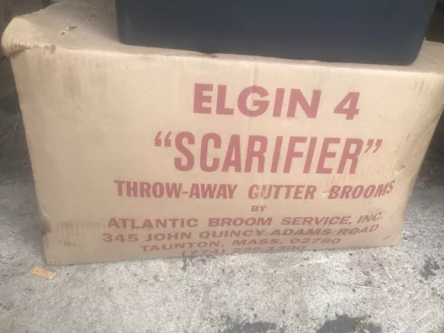 New Elgin 4. Sweeper Side Broom