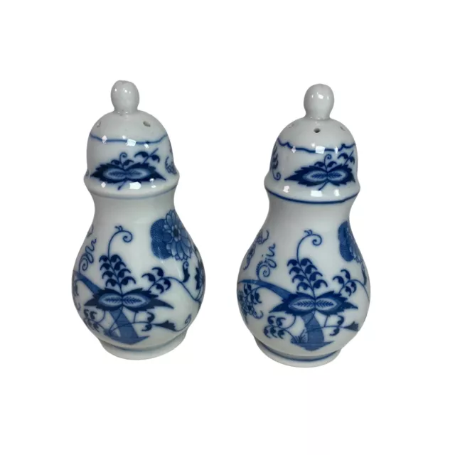 Vintage Blue Danube Blue Onion Ceramic Salt Pepper Shaker Set - Japan 3/5 Hole