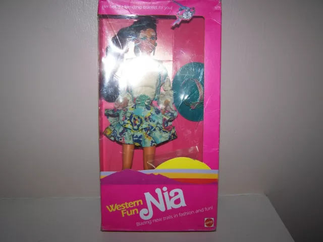 Barbie Western Fun Nia Mattel NEW NIB