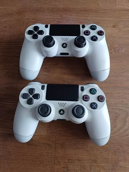 2 controller wireless PS4/Playstation 4 DualShock 4 bianco set bianco