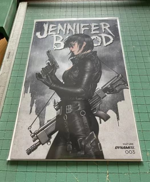 JENNIFER BLOOD 3 junggeun yoon variant 2022