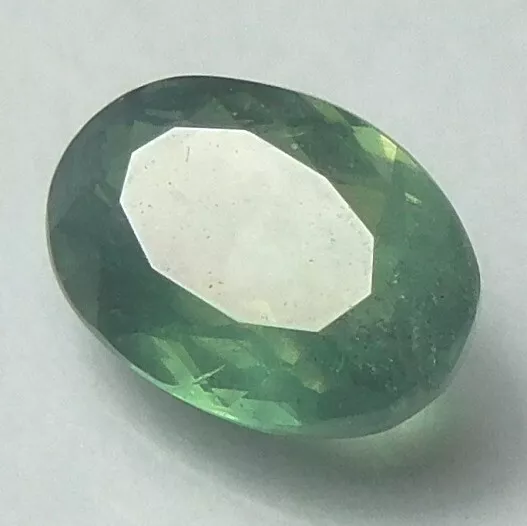 2.1.Sehr Seltener Feiner Alexandrit  Farbwechsler Top Grün Oval 0,74 Ct