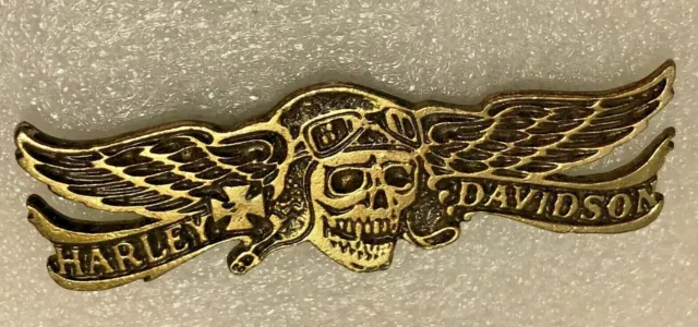ORIGINAL HARLEY DAVIDSON SKULL with WING PILOT GEAR old metal badge Pin ...