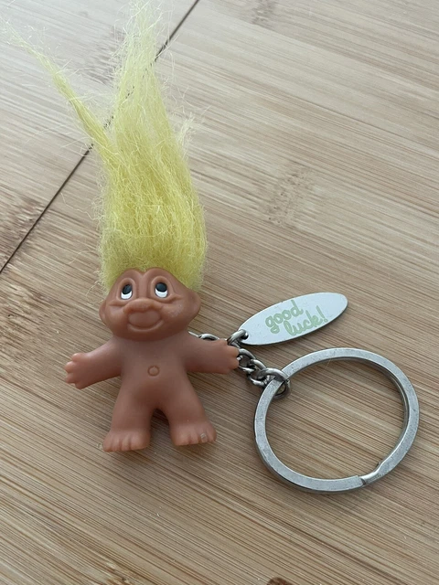 Good outlet luck keychain