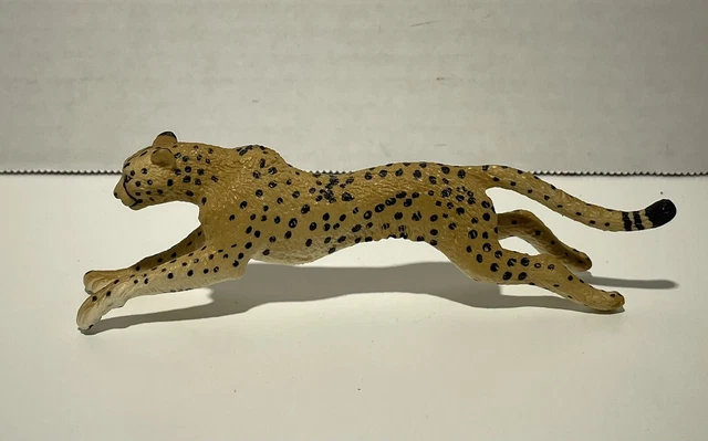 Safari Ltd RUNNING CHEETAH Adult Animal Figure 1997