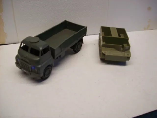 Vintage  + Timpo Airfix 1:32 Military Series Bedford R.I Truck + Bren Carrier