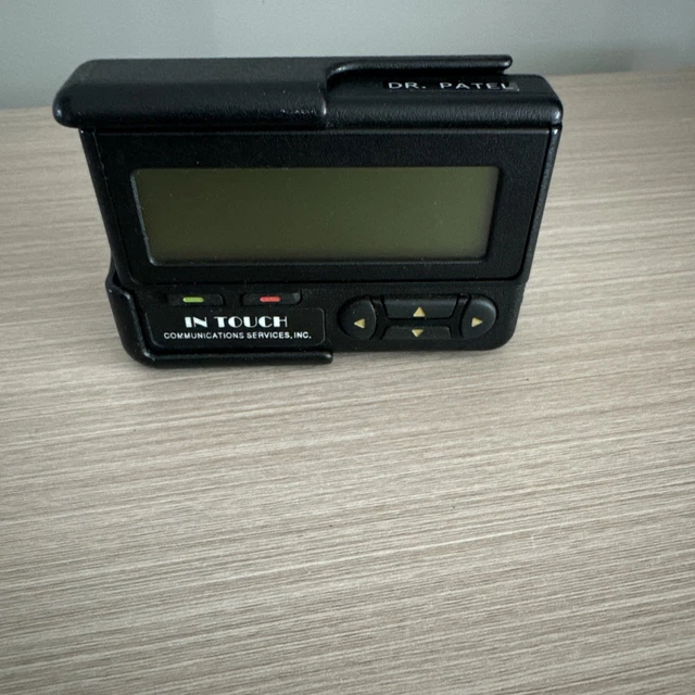 Pager Motorola D794806 Avec Chaîne Dorée - Ancien Système De Messagerie PAGENET - Occasion