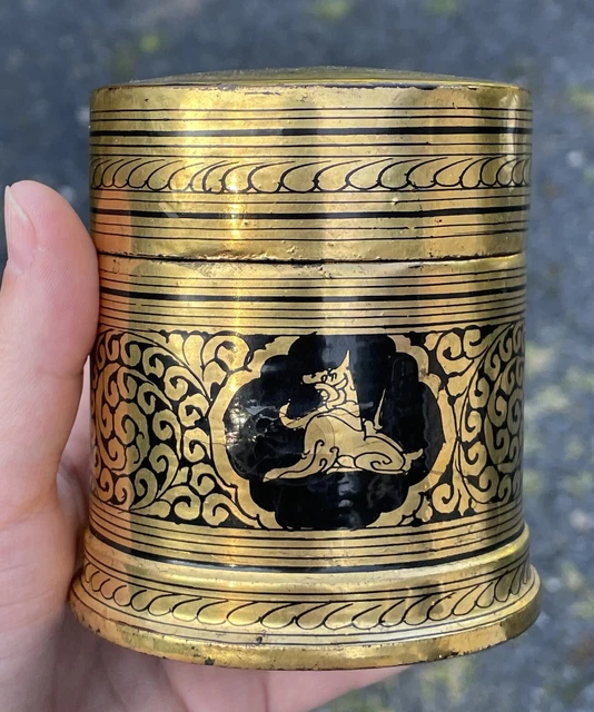 ANTIQUE - Vintage Burmese Lacquer Betel Cigarette Box Gold Black Burma 3