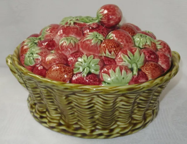 Marvellous Antique Sarreguemines Majolica Basket With Strawberries