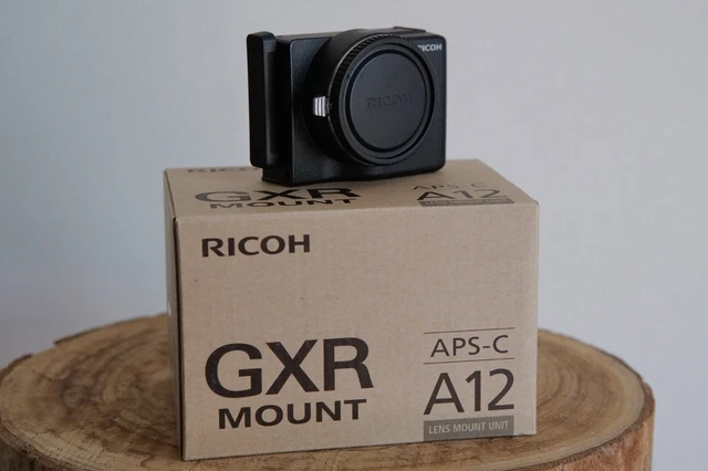 Ricoh GXR Unità Leica M Mount A12 per lenti M su corpo GXR praticamente nuovo