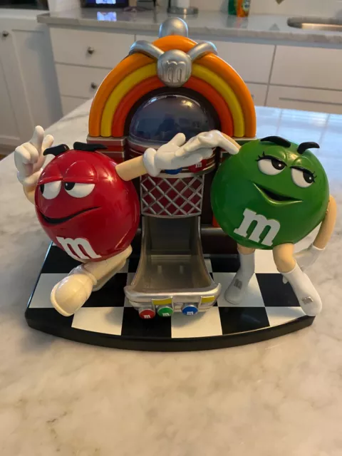 VINTAGE M&M's ROCK N' ROLL DANCING CAFE JUKEBOX CANDY DISPENSER MM COLLECTIBLE