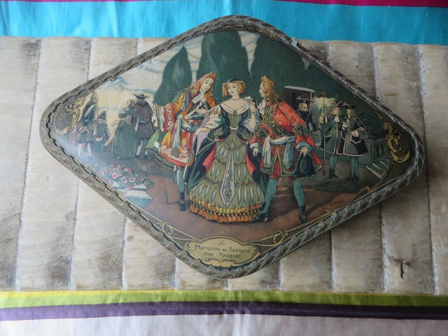 Boîte Ancienne Art Déco En Laque Du Japon - Marquise De Sévigné - Occasion Avec Rayures