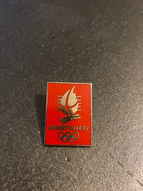 Pin's Alcatel - Jeux Olympiques Albertville 92 - Logo Gris - Occasion