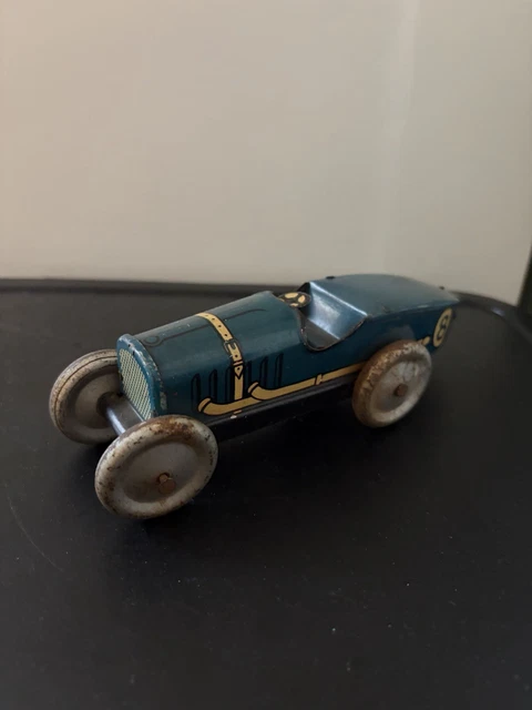 TRES ANCIENNE VOITURE EN TOLE 26 CM MARQUE EN DESSOUS CIJ JOUEF DINKY TOYS JRD