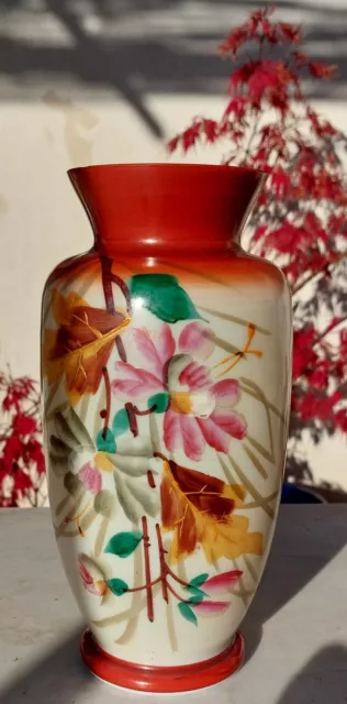 Beau Vase Opaline Ancien Peint Décor Floral  Nervures Feuilles Relief Émaillées