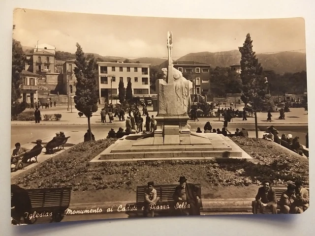Iglesias (Cagliari). Monumento ai Caduti e Piazza Sella.