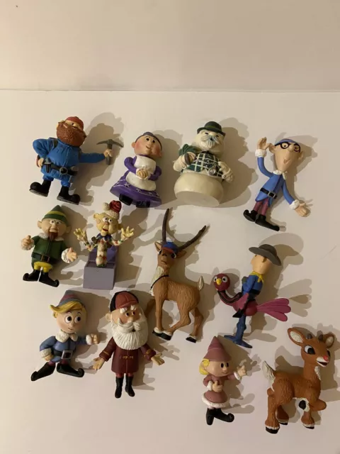 Lot of 12 Mini Plastic Figures Misfit Toys Rudolph Santa 2002 Mixed Lot ~2-3”
