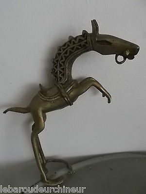 Petit cheval en bronze. Afrique african horse bronze african art